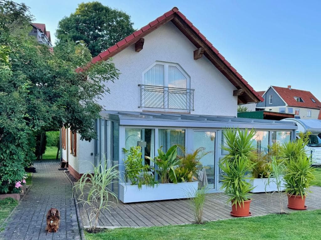 Häuschen im Grünen